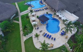 Dos Mundos Pacific Resort Monterrico Exterior photo