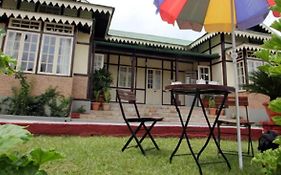 Cafe Shillong Bed And Breakfast Exterior photo