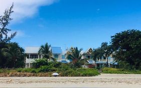 Les Fleurs Du Tamarin Beachfront Residences Exterior photo