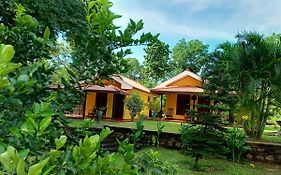 Amazon Cabanas Villa Tissamaharama Exterior photo