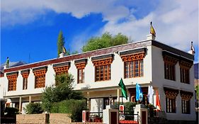 Hotel Mahay Palace Leh Exterior photo