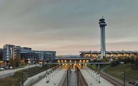 Radisson Blu Airport Hotel, Oslo Garder Exterior photo