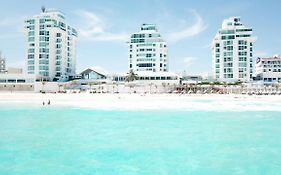 Oleo Cancun Playa Boutique Resort Exterior photo
