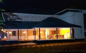 Hotel Thenmala Heritage Kollam Exterior photo