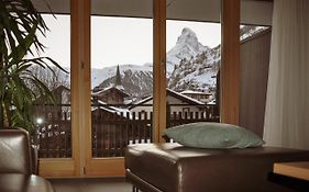 Haus Mischabel Apartamento Zermatt Exterior photo
