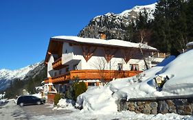 Hotel S'Waldhaus Sankt Leonhard im Pitztal Exterior photo