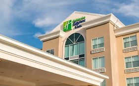 Holiday Inn Express & Suites Columbia-I-26 @ Harbison Blvd Exterior photo