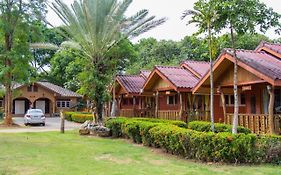 Buasawan Resort & Restaurant Kanchanaburi Exterior photo