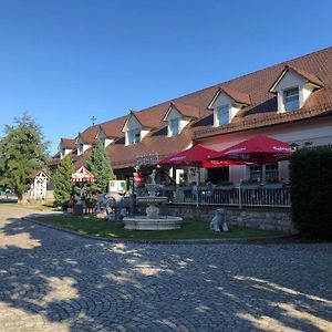 Hotel Pension Zur Linde Berlstedt Exterior photo