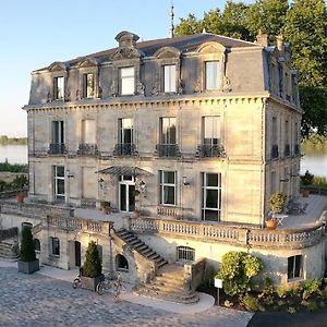 Chateau Grattequina Hotel Blanquefort  Exterior photo