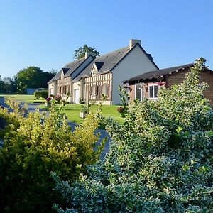 Hotel Clos Margottières Le Val-Saint-Père Exterior photo