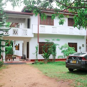 Apartamento Willwin Park Anuradhapura Exterior photo
