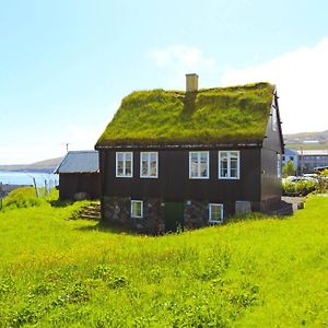 Traditional Faroese house in Tórshavns city center Exterior photo