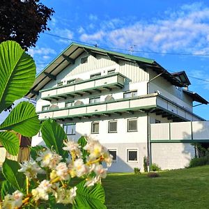 Landgasthof & Seminarhotel Kobleder Mettmach Exterior photo