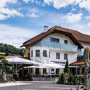 Hotel Gasthof - Restaurant Hubertushof Peilstein im Mühlviertel Exterior photo