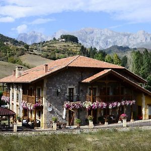 Hotel El Corcal De Liebana Cillorigo de Liébana Exterior photo