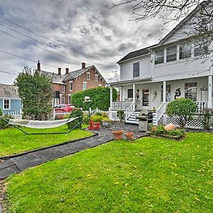 Unique And Historic Home Walk To Lake Champlain Plattsburgh Exterior photo