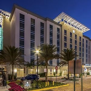 Hotel Dello Ft Lauderdale Apt, Tapestry Collection By Hilton Dania Beach Exterior photo