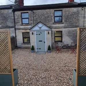 Quirky Cottage - Dogs Welcome - Free 24 Hr Cancellation'S Corsham Exterior photo
