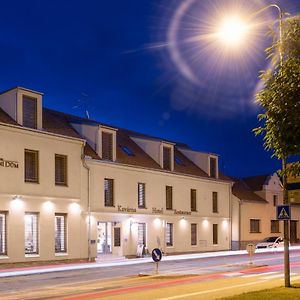 Wine&Wellness hotel Besední dům Valtice Exterior photo