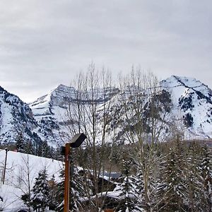 Log Cabin On The Stream Sundance, Utah Villa Exterior photo