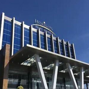 Hotel Horison Ultima Nayumi Gorontalo Exterior photo