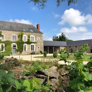 Chateau De La Garnison Bed and Breakfast Orvault Exterior photo