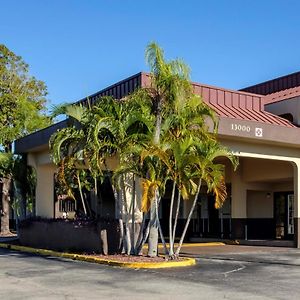 Red Roof Inn Ft. Myers North Fort Myers Exterior photo