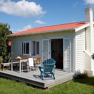Tara At Tahi - Cosy Cottage Surrounded By Nature Whangarei Exterior photo