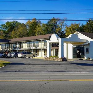 Sunset Inn Clarksville Exterior photo