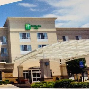 Holiday Inn Hotel & Suites Beckley By Ihg Exterior photo