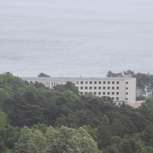 Ferienwohnung-Amsel-Kinderfreundliche-Unterkunft-In-Zentraler-Lage Bergen Auf Rugen Exterior photo