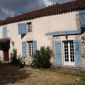 Ferme du prieuré Bed and Breakfast Moirax Exterior photo