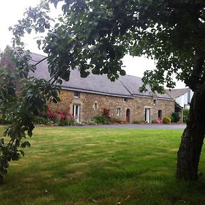 La Longere D'Helene Bed and Breakfast Lauzach Exterior photo