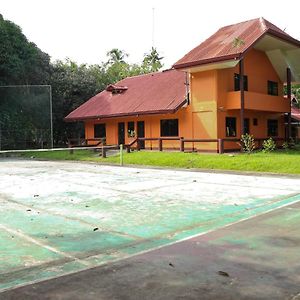 Hotel Jconfarm Calamba  Exterior photo