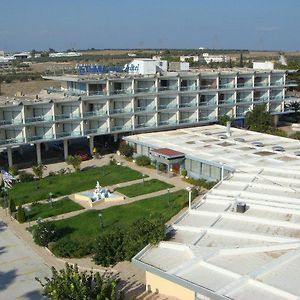 Prime Isthmus Hotel Corinto Exterior photo