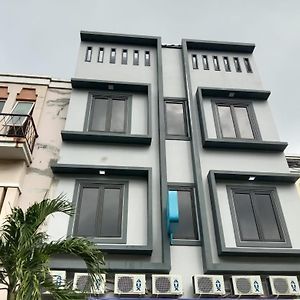 Hotel Amethyst Cengkareng Syariah Yakarta Exterior photo