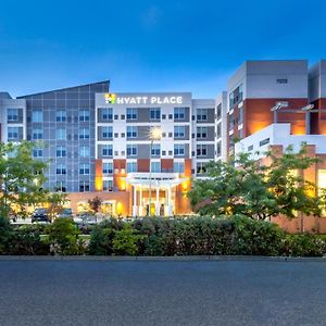 Hotel Hyatt Place Kelowna Exterior photo