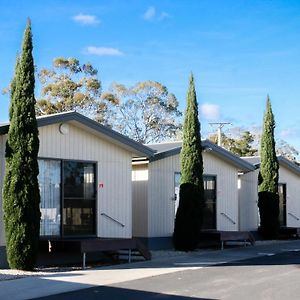 Hotel Big4 Hobart Airport Tourist Park Cambridge Exterior photo