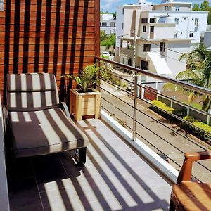 New Luxury 2 Bedroom Rooftop Apartment By The Beach Flic-en-Flacq Exterior photo