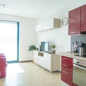 Apartment Victoria, cozy studio flat near Leonardo Academy Sesto Calende Exterior photo