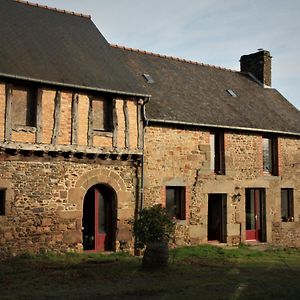 La Maison A Jean Bazouges-la-Pérouse Exterior photo