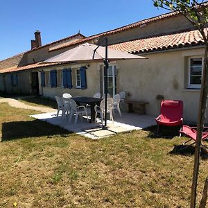 La Bénetière Villa Saint-Valérien Exterior photo