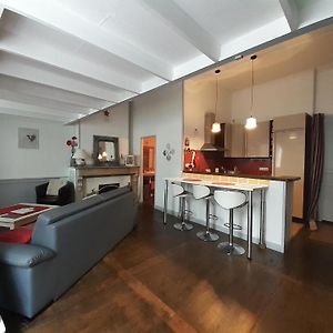 Apartamento Coquet Studio En Mezzanine Nuit Pour 2 Personnes Saint-Girons  Exterior photo