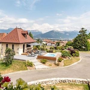 Le Paon Bleu Annecy Poisy Bed and Breakfast Exterior photo