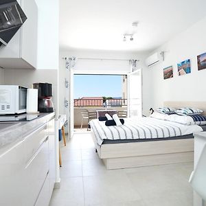 Apartments Monica 100 Meters To Beach Near Split Trogir Kaštela Exterior photo