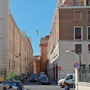 Apartamento Una Favolosa Terrazza Nel Centro Di Roma Exterior photo