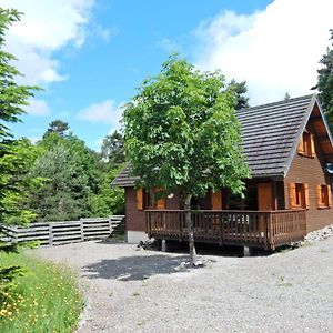 Peaceful Chalet In Beaulieu With Whirlpool Villa Exterior photo