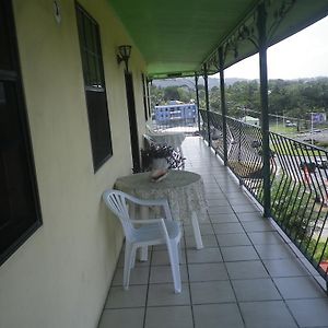 La Vista Guest Inn Castries Exterior photo