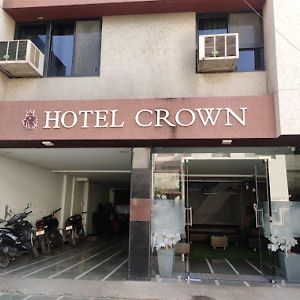 Hotel Crown Rajkot Exterior photo